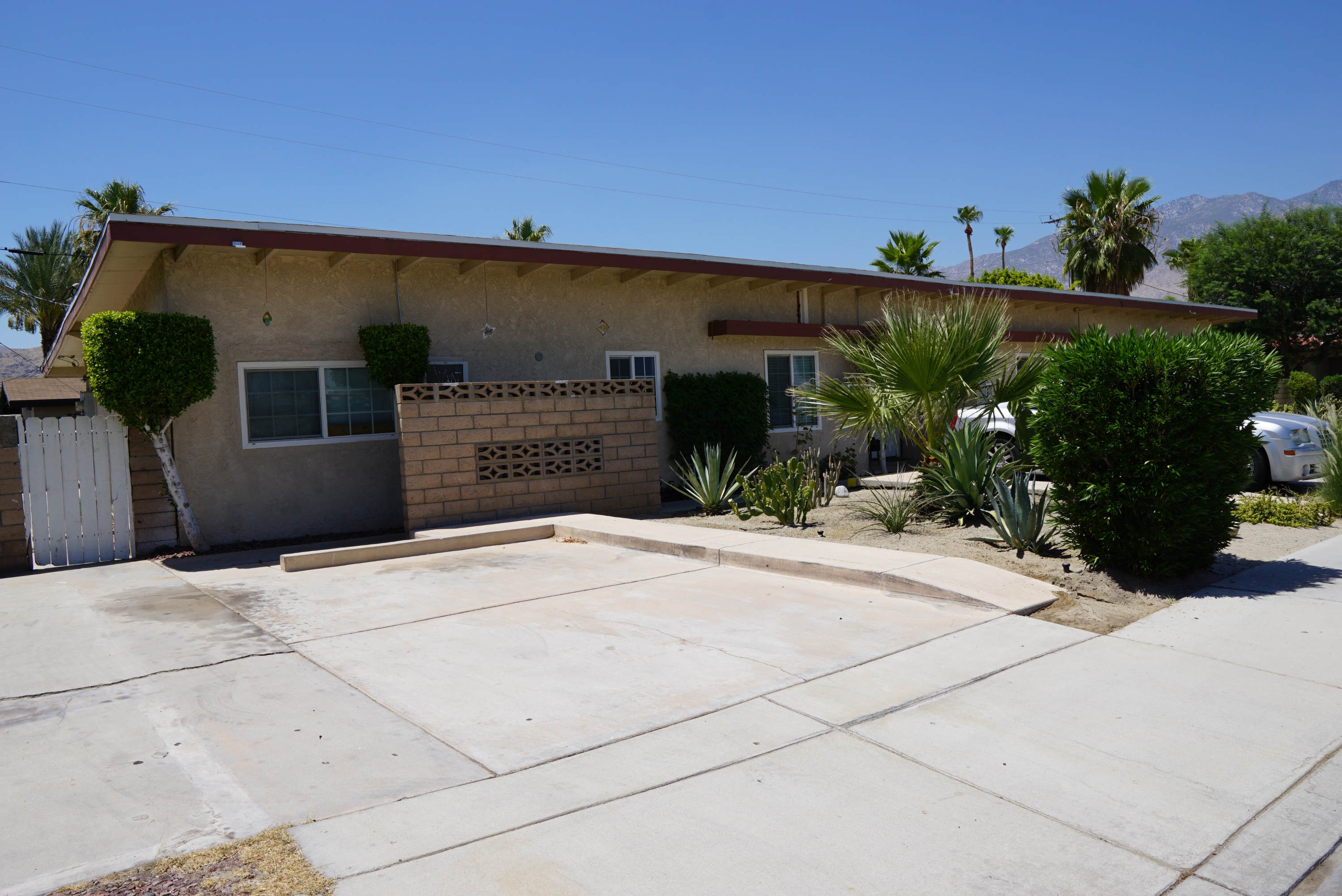 3913 East Calle De Ricardo