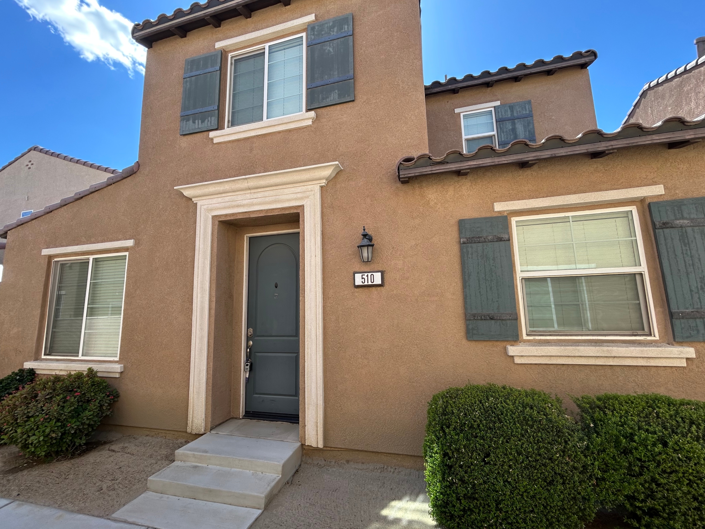 Property main image